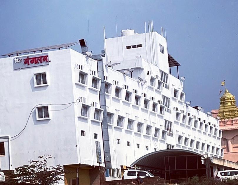 Hotel Mangalam Kurandvad Екстериор снимка